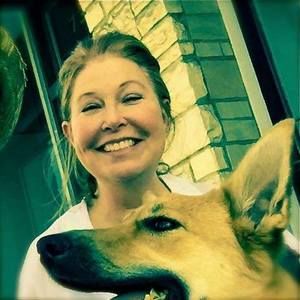 Meet your Posher, Claudia